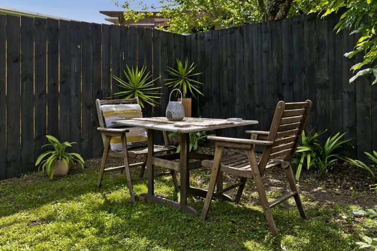 Photo of property in 8a Kawerau Avenue, Devonport, Auckland, 0624