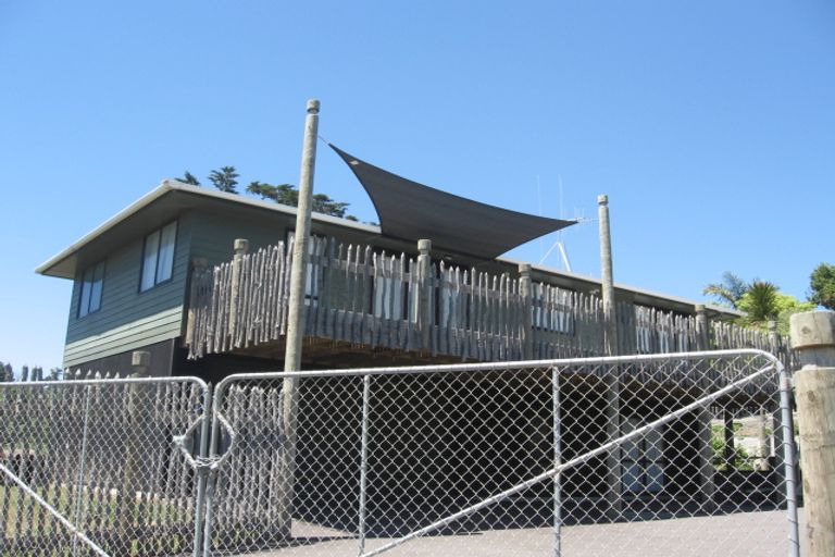 Photo of property in 5 Town Point Road, Maketu, Te Puke, 3189