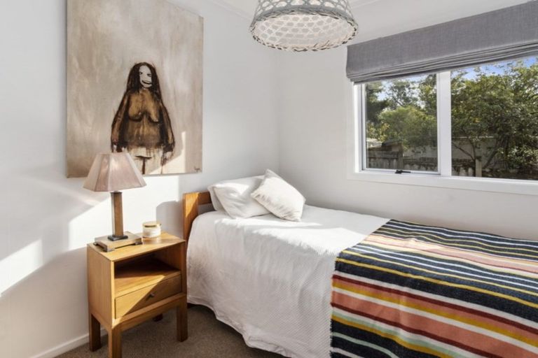 Photo of property in 3 Ferndale Avenue, Leigh, 0985