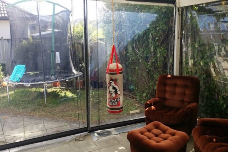 Photo of property in 15 Stamford Crescent, Flat Bush, Auckland, 2019