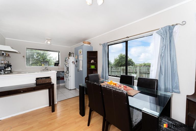 Photo of property in 1/24 Leven Lane, Totara Heights, Auckland, 2105