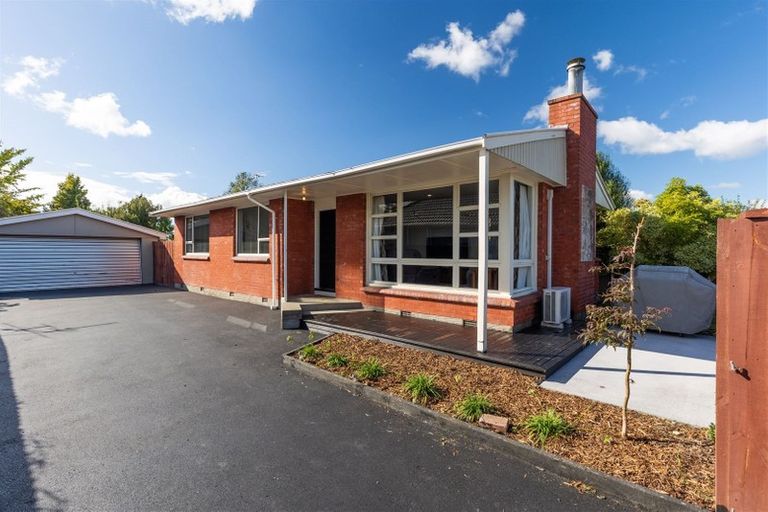Photo of property in 7 Clipper Place, Redwood, Christchurch, 8051
