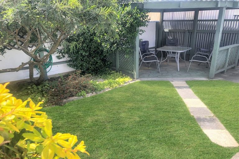 Photo of property in 56 Rochester Street, Tamatea, Napier, 4112