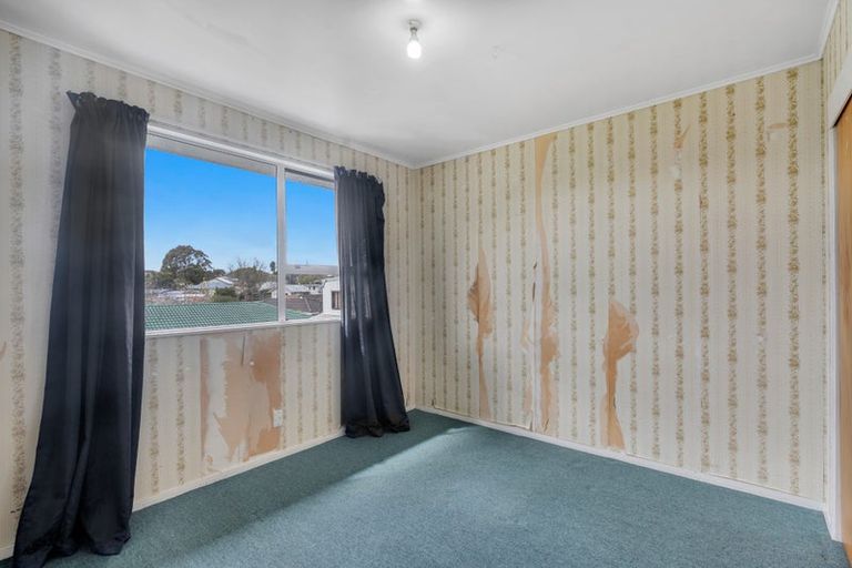 Photo of property in 20 Forest Hill Road, Henderson, Auckland, 0612