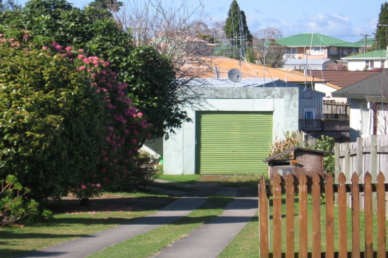 Photo of property in 8a Roys Road, Parkvale, Tauranga, 3112