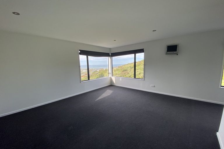 Photo of property in 17 Law Lane, Mount Pleasant, Christchurch, 8081