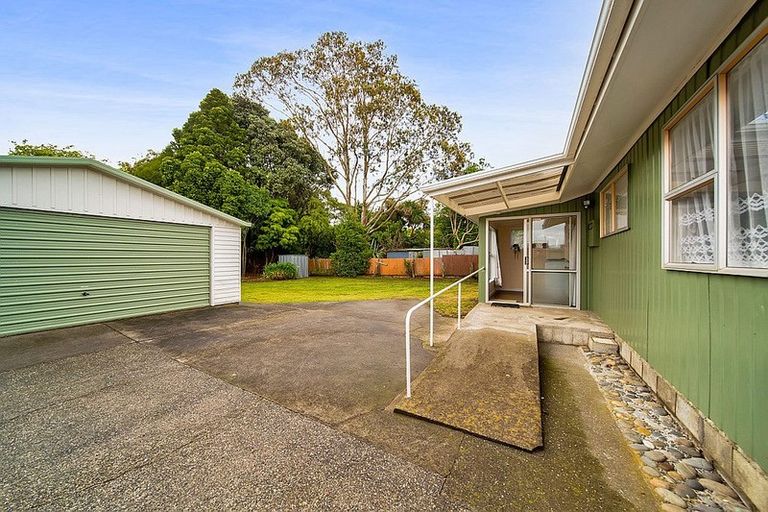 Photo of property in 24 Wilson Street, Waverley, 4510