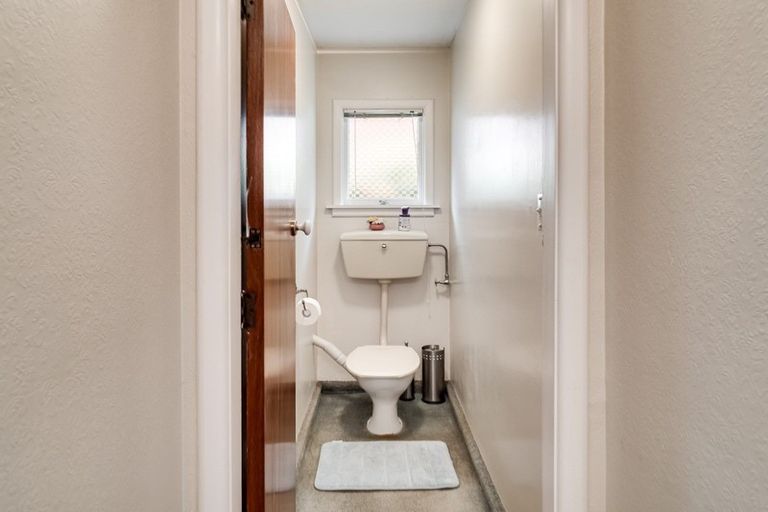 Photo of property in 17 Rutherglen Avenue, Ilam, Christchurch, 8041