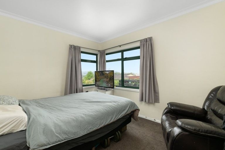 Photo of property in 2 Cambridge Road, Judea, Tauranga, 3110