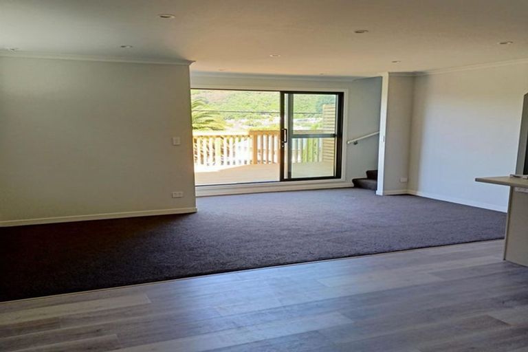 Photo of property in 10 Main Road, Wainuiomata, Lower Hutt, 5014