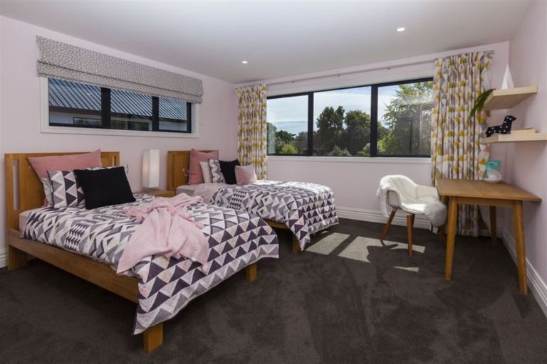 Photo of property in 117 Glandovey Road, Strowan, Christchurch, 8052