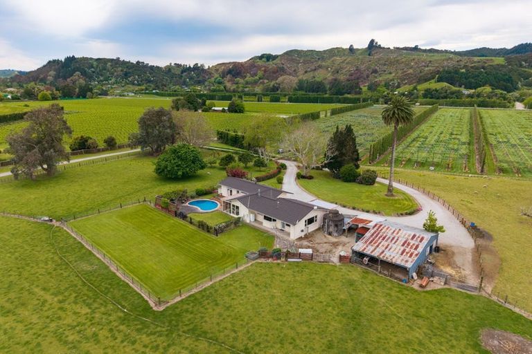 Photo of property in 33 Caesar Road, Ormond, Gisborne, 4071