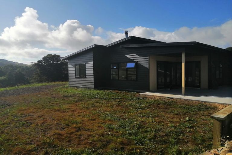 Photo of property in 521 Valley Road, Kaiwaka, 0573