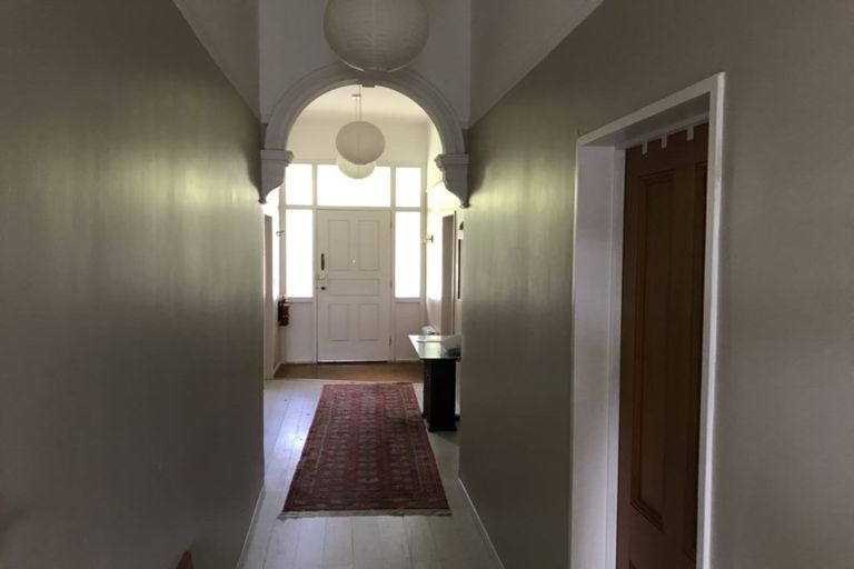 Photo of property in 66 Central Terrace, Kelburn, Wellington, 6012