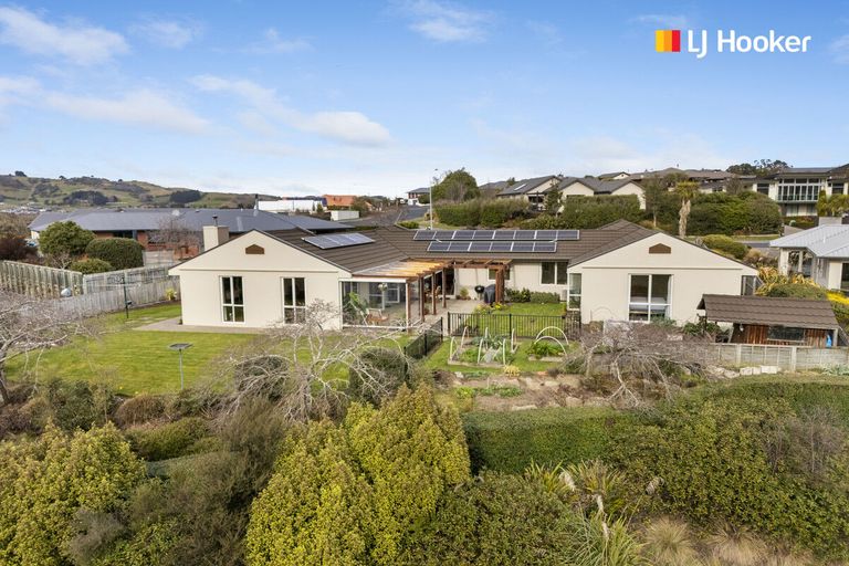 Photo of property in 37 Duxford Crescent, Fairfield, Dunedin, 9018