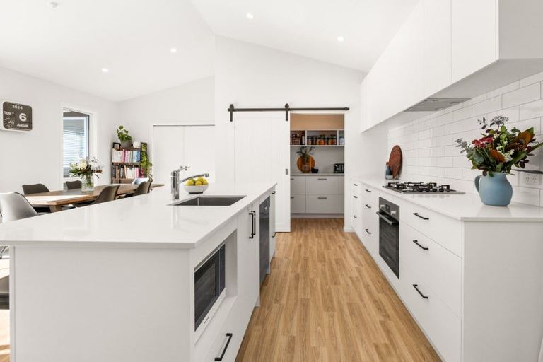 Photo of property in 34 Hunter Drive, Awatoto, Napier, 4110