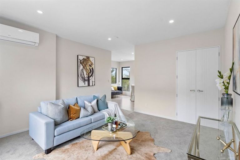 Photo of property in 15 Impatiens Lane, Massey, Auckland, 0614