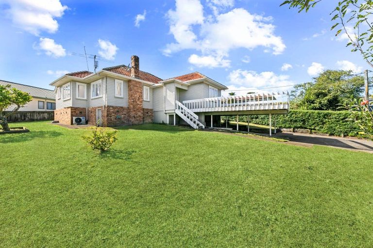 Photo of property in 1/44 View Road, Henderson, Auckland, 0612