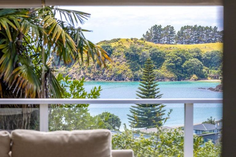 Photo of property in 25 Miro Road, Palm Beach, Waiheke Island, 1081
