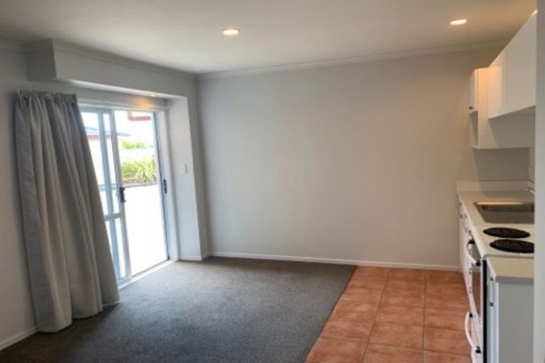 Photo of property in 13/376 Kennedy Road, Pirimai, Napier, 4112