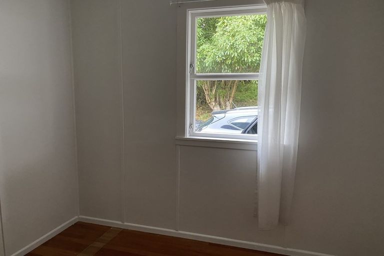 Photo of property in 130 Sievers Grove, Cannons Creek, Porirua, 5024