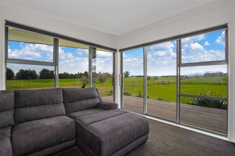 Photo of property in 35 Loburn Whiterock Road, Loburn, Rangiora, 7472