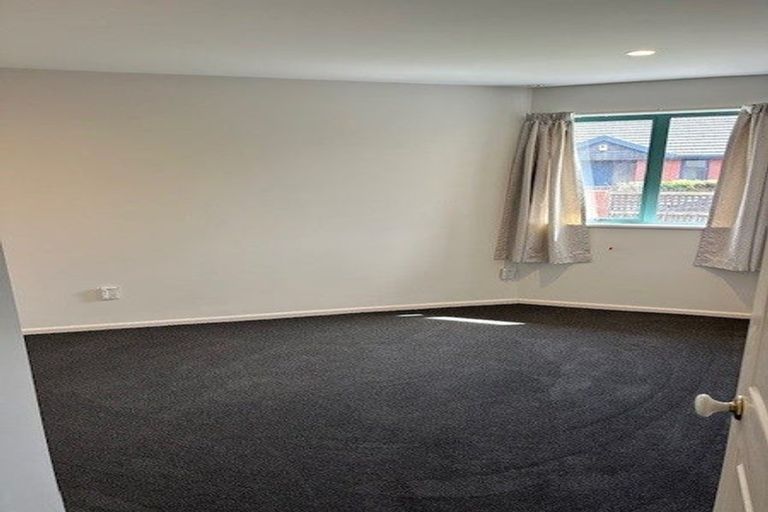 Photo of property in 2 Octavius Lane, Sockburn, Christchurch, 8042