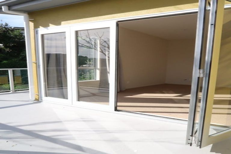 Photo of property in 71b Nevay Road, Miramar, Wellington, 6022