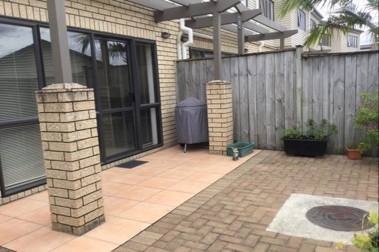 Photo of property in 13 Skip Lane, East Tamaki, Auckland, 2013