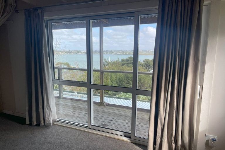 Photo of property in 140 Attwood Road, Paremoremo, Auckland, 0632