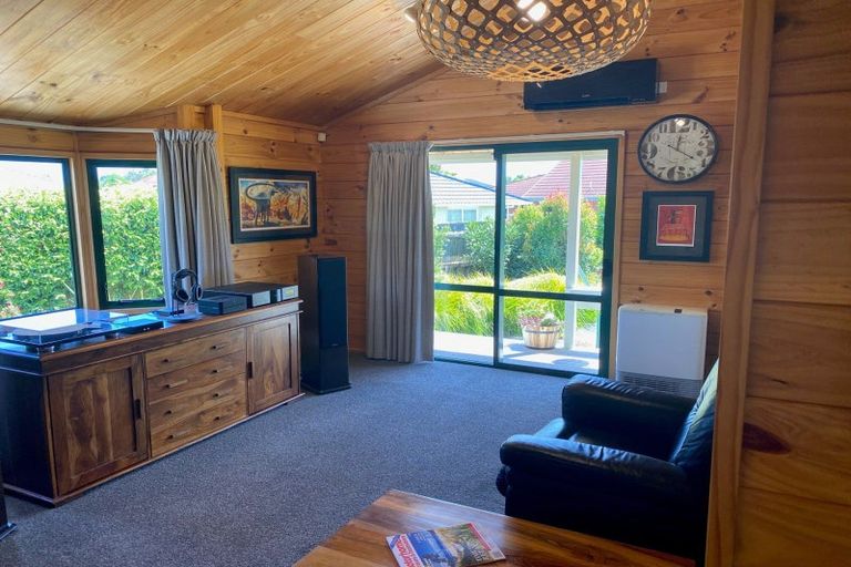 Photo of property in 21a Easton Way, Levin, 5510