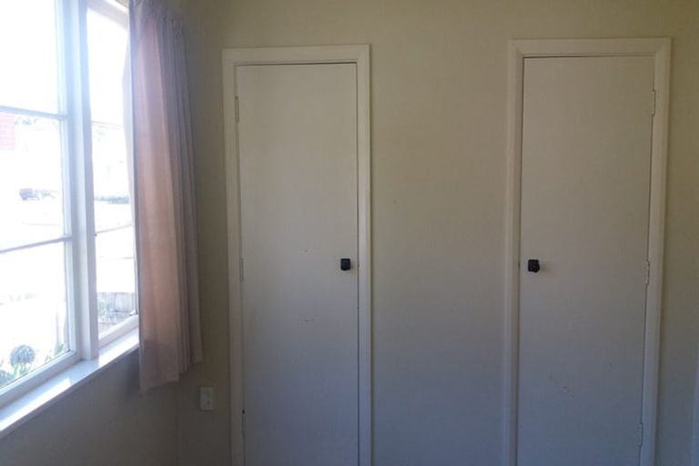 Photo of property in 196 Waddington Drive, Naenae, Lower Hutt, 5011