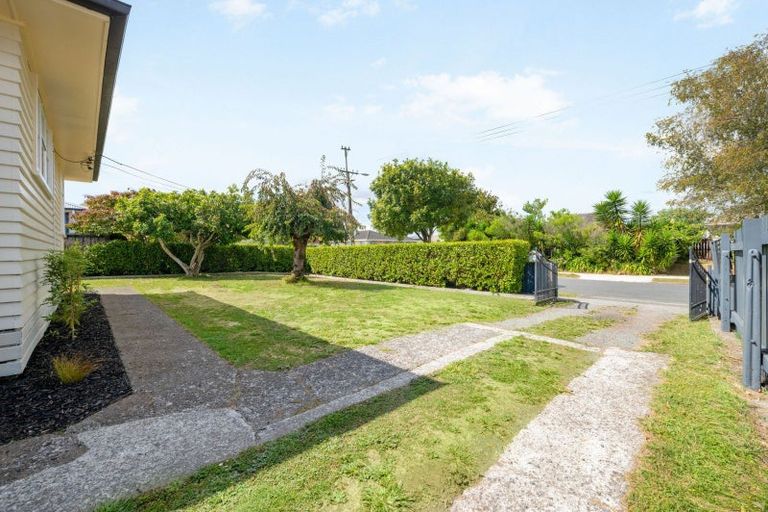 Photo of property in 9 Coleridge Drive, Enderley, Hamilton, 3214