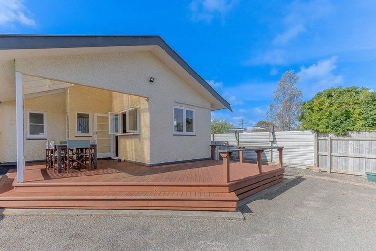 Photo of property in 75 Gonville Avenue, Gonville, Whanganui, 4501