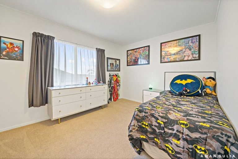 Photo of property in 6 Lorikeet Place, Unsworth Heights, Auckland, 0632