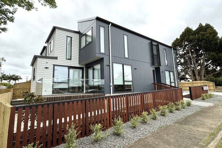 Photo of property in 13a Williams Road, Hobsonville, Auckland, 0618