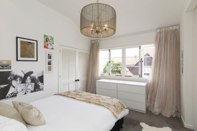 Photo of property in 128 St Stephens Avenue, Parnell, Auckland, 1052