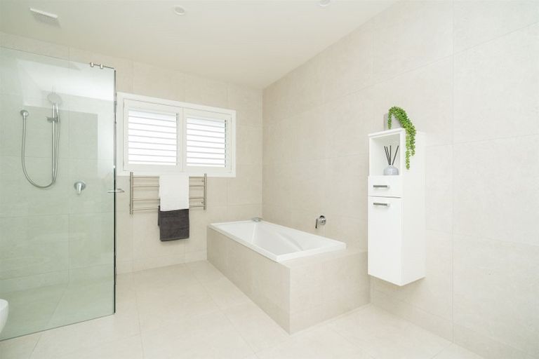 Photo of property in 2 September Grove, Tamahere, Hamilton, 3283