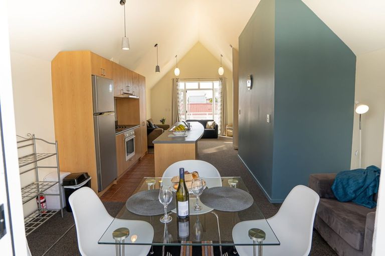 Photo of property in Pirie Street Townhouses, 36/35 Pirie Street, Mount Victoria, Wellington, 6011