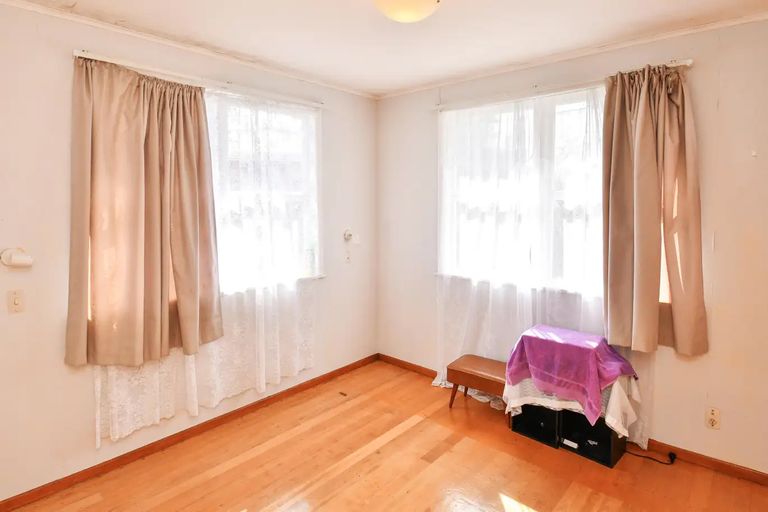 Photo of property in 2 Viola Place, Papakura, 2110