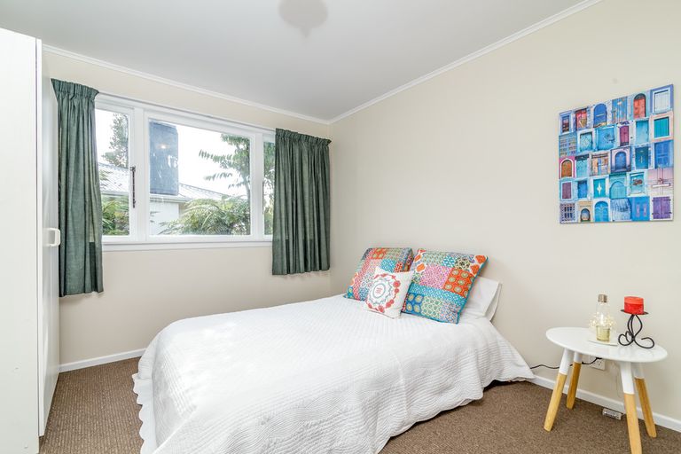 Photo of property in 20 Tui Crescent, Manurewa, Auckland, 2102