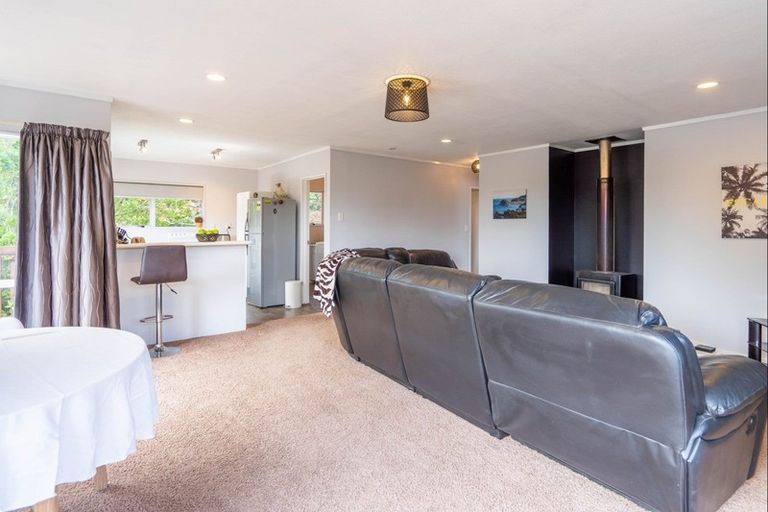 Photo of property in 66b Aorangi Road, Paraparaumu, 5032