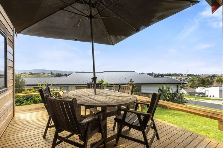 Photo of property in 3 Three Brothers Place, Warkworth, 0981