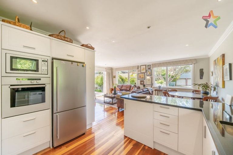 Photo of property in 48a Queens Grove, Hutt Central, Lower Hutt, 5010