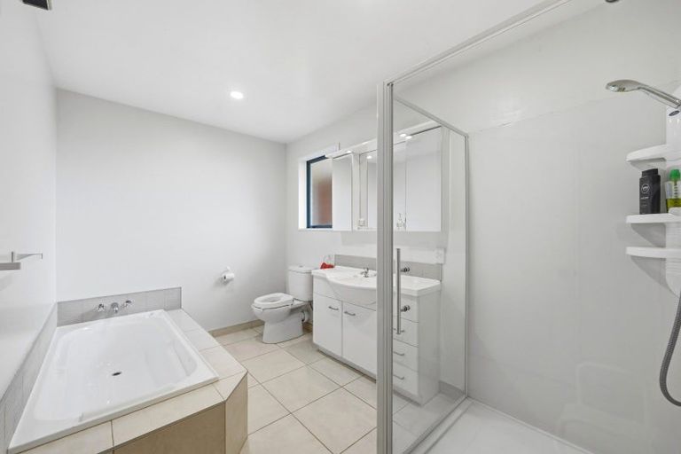 Photo of property in 8 Carmana Gardens, Rangiora, 7400