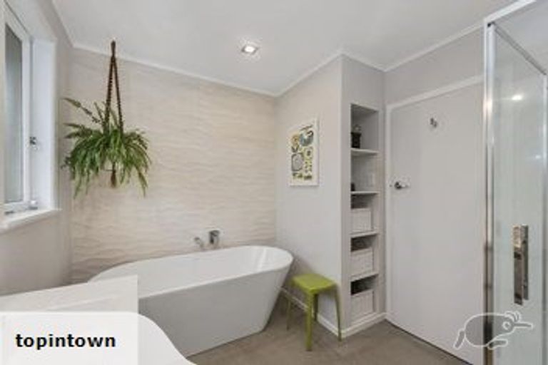 Photo of property in 8 Christie Street, Forest Lake, Hamilton, 3200