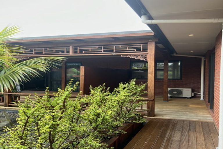 Photo of property in 12 Te Awa Place, Red Beach, 0932