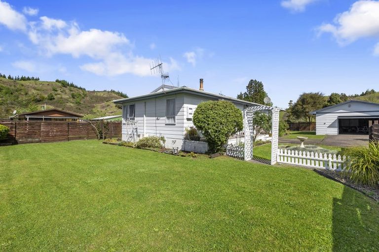 Photo of property in 33 Ryder Place, Kawerau, 3127