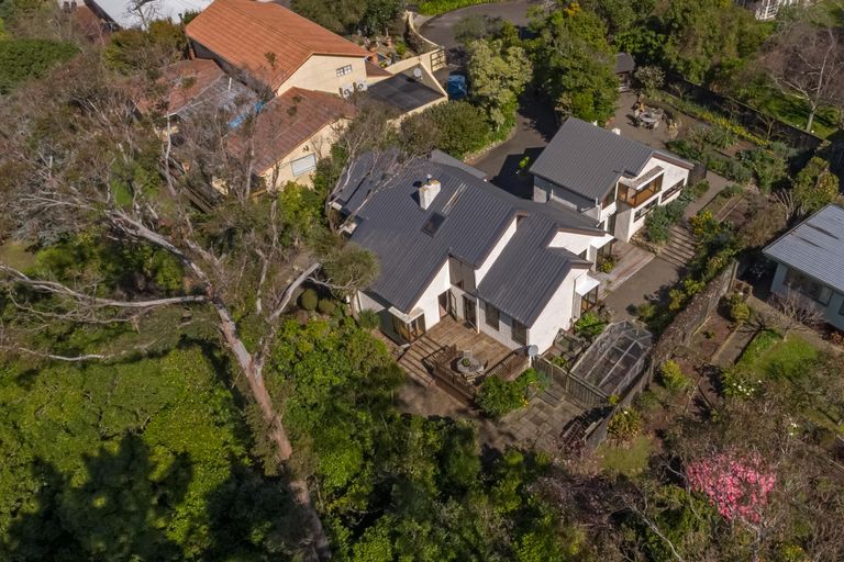 Photo of property in 36 Clifton Terrace, Fitzherbert, Palmerston North, 4410