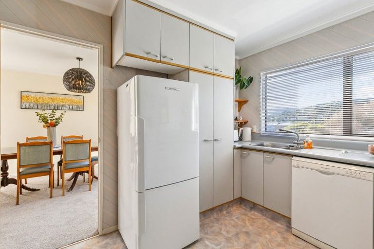 Photo of property in 107 Main Road, Tawa, Wellington, 5028